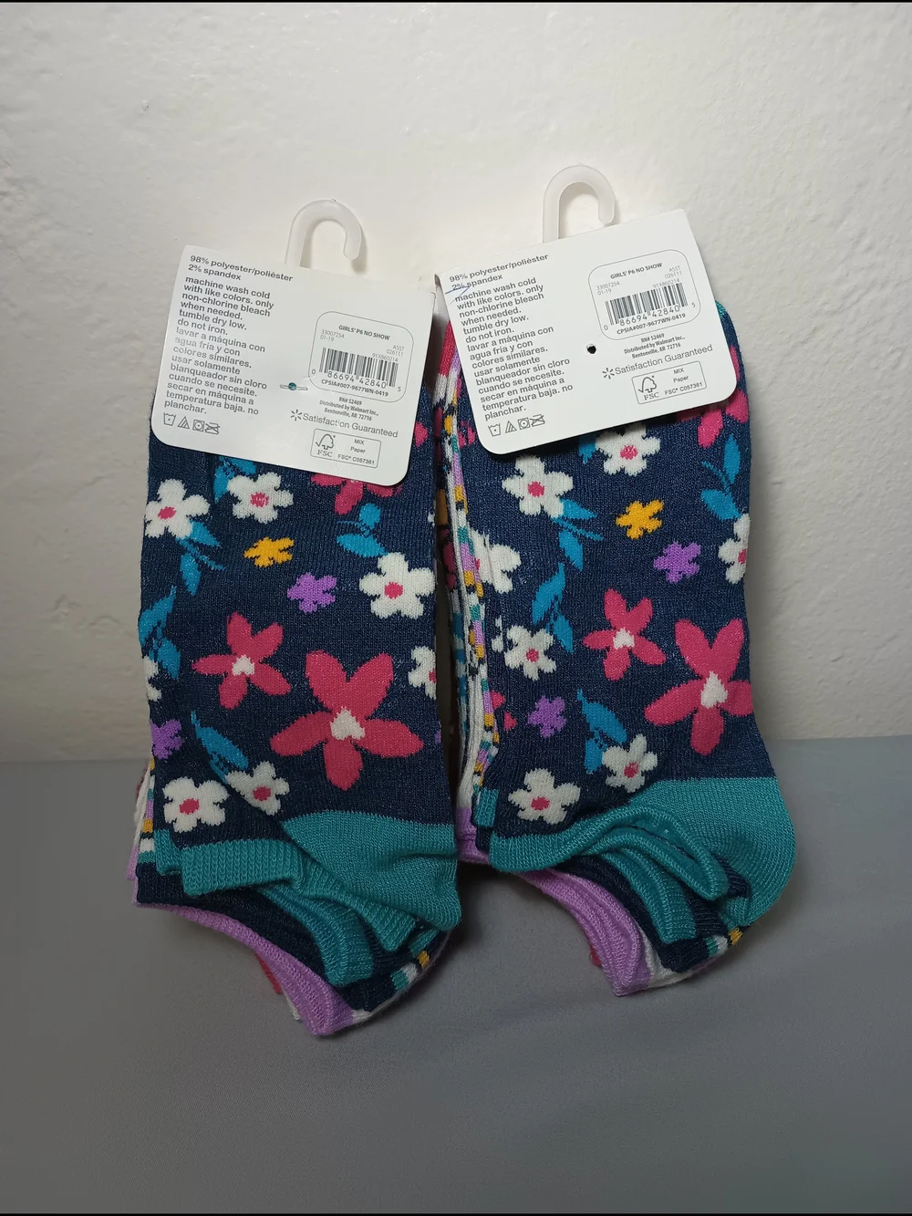 Wonder Nation Girls' No Show Flower Socks (2)
